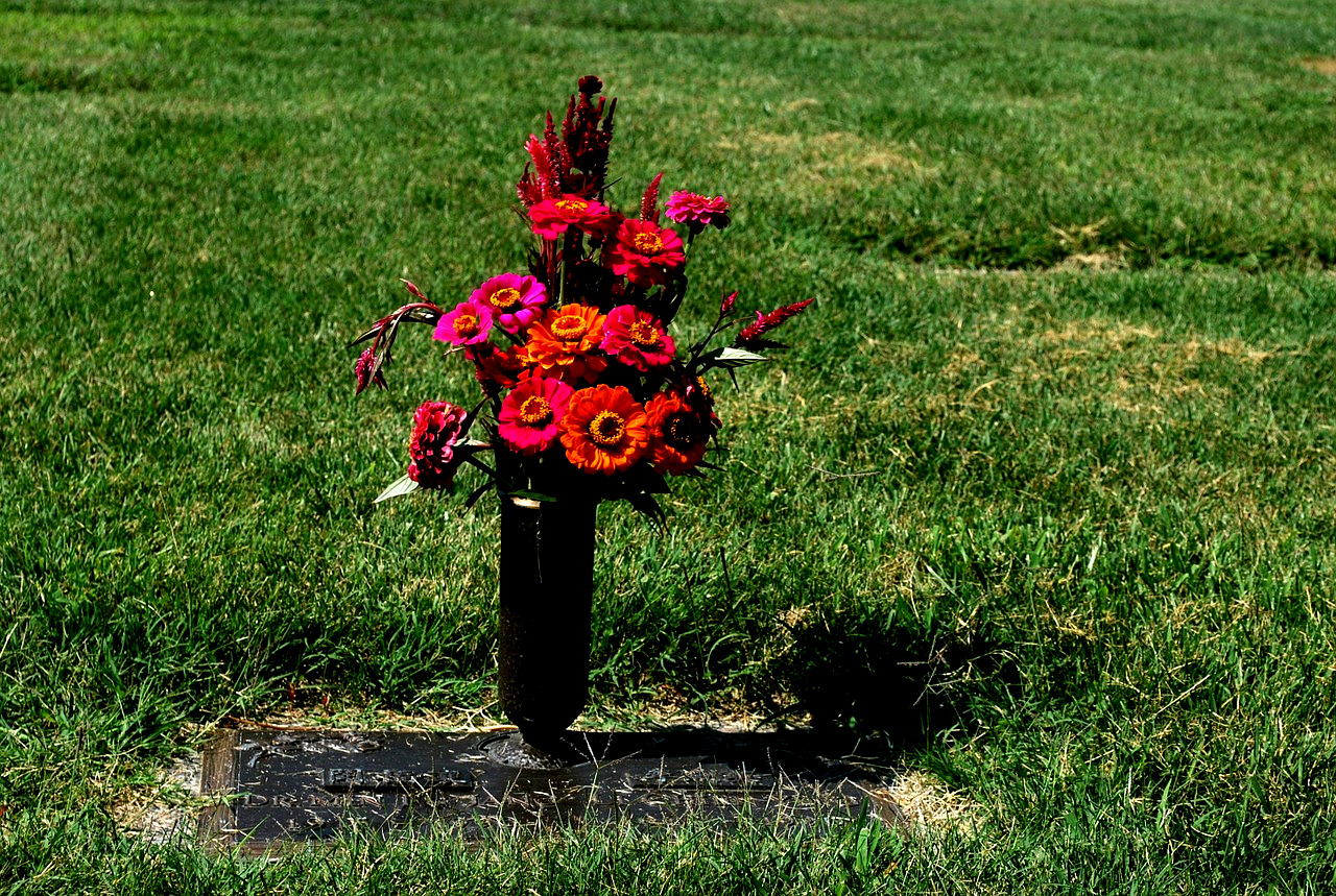Enterrer une personne en dehors d'un cimetière ?